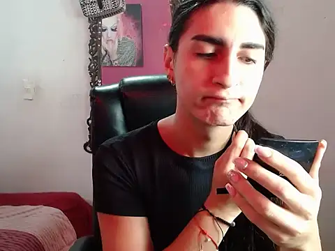 Snapshot of lola_diez chatting on 10/07/25, 06:16 lola diez online show from 10/07/25, 06:16