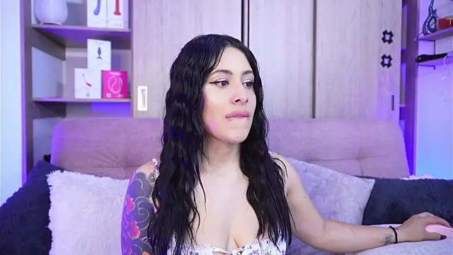 Snapshot of SophiieCumsx chatting on 04/03/26, 02:53 SophiieCumsx online show from 04/03/26, 02:53