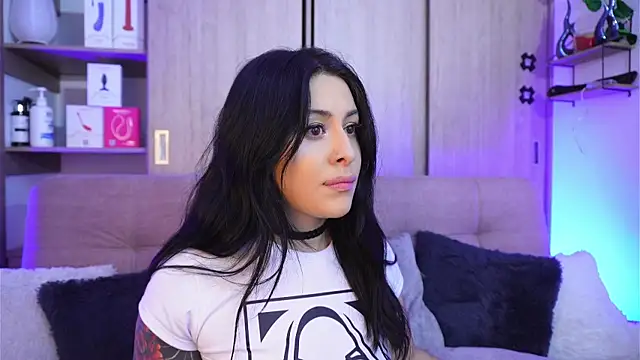 Snapshot of SophiieCumsx chatting on 04/08/26, 04:23 SophiieCumsx online show from 04/08/26, 04:23