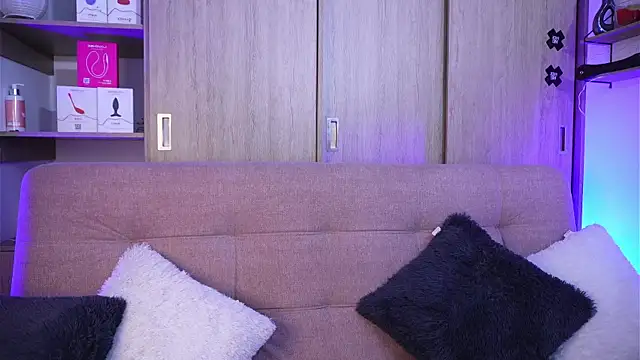 Snapshot of SophiieCumsx chatting on 04/10/26, 04:39 SophiieCumsx online show from 04/10/26, 04:39