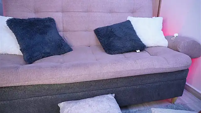 Snapshot of SophiieCumsx chatting on 04/21/26, 03:13 SophiieCumsx online show from 04/21/26, 03:13