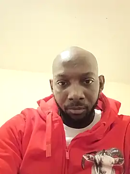 Snapshot of mikk2000 chatting on 10/12/25, 11:26 mikk2000 online show from 10/12/25, 11:26