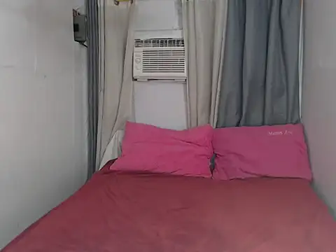 Asian Paola28 online show from 12/21/25, 04:47