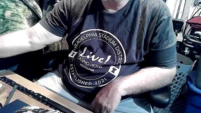 Snapshot of georgew62 chatting on 09/27/25, 11:21 georgew62 online show from 09/27/25, 11:21