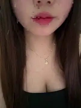 Snapshot of Behoaxinh chatting on 03/02/26, 01:18 Behoaxinh online show from 03/02/26, 01:18