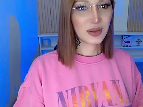 toni 0601 online show from 12/17/24, 03:50