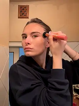 SophiiaStarr online show from 11/11/25, 12:38