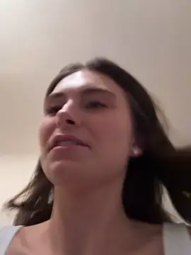 SophiiaStarr online show from 12/03/25, 07:56