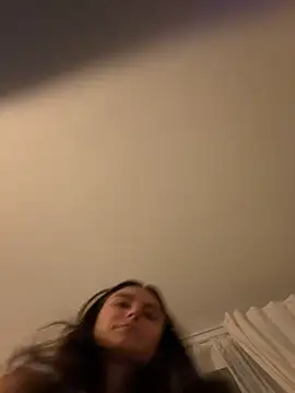 SophiiaStarr online show from 12/19/25, 07:43