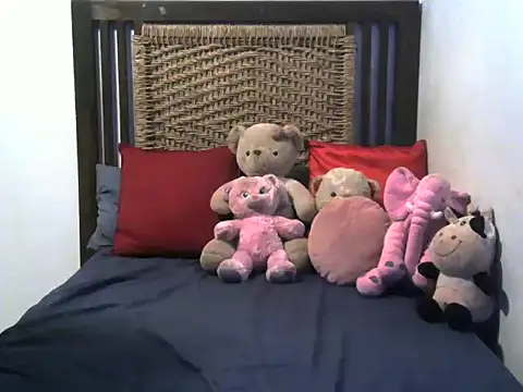 Ruestollar online show from 10/14/25, 05:03