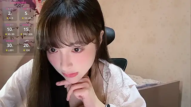 Snapshot of xiaoyun_666 chatting on 10/11/25, 11:31 xiaoyun 666 online show from 10/11/25, 11:31