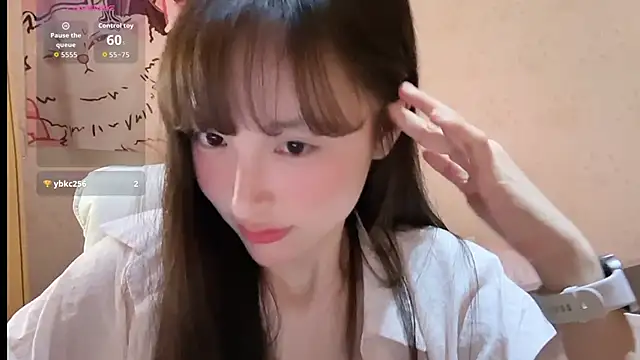 Snapshot of xiaoyun_666 chatting on 10/18/25, 11:11 xiaoyun 666 online show from 10/18/25, 11:11