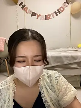 NATSUMI00 online show from 10/12/25, 11:09