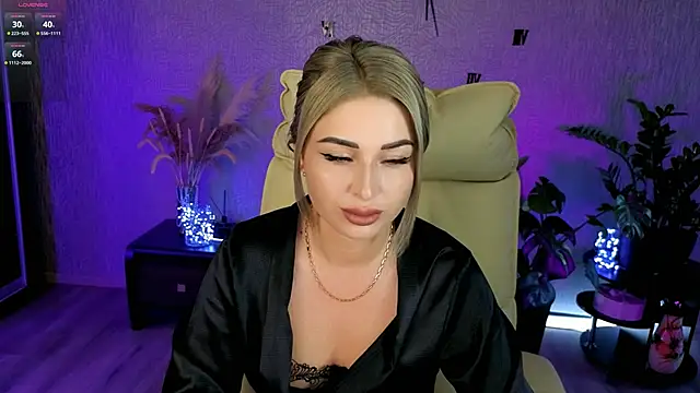 NikkiiStill online show from 05/24/26, 02:38