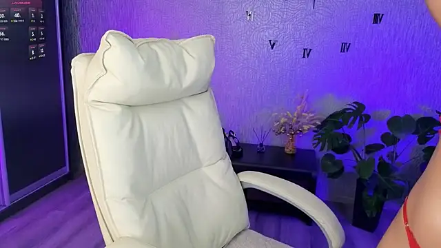 Snapshot of NikkiiStill chatting on 06/14/26, 02:24 NikkiiStill online show from 06/14/26, 02:24