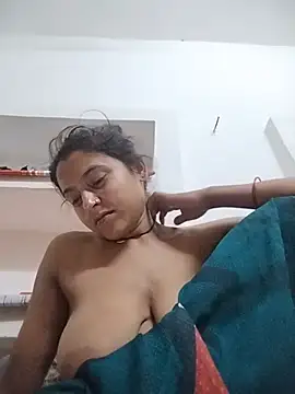 Snapshot of Sonam_shinde chatting on 07/11/26, 08:33 Sonam shinde online show from 07/11/26, 08:33