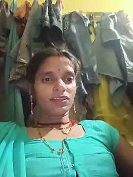 Snapshot of Punam_jindal chatting on 06/18/26, 03:27 Punam jindal online show from 06/18/26, 03:27