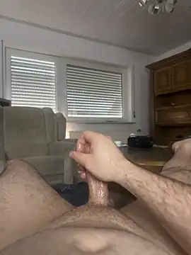 Snapshot of flamur_albania chatting on 03/15/26, 04:24 flamur albania online show from 03/15/26, 04:24