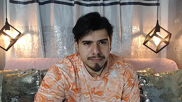 Snapshot of thiago_bos chatting on 09/20/25, 11:22 thiago bos online show from 09/20/25, 11:22