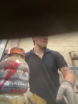 Snapshot of True_Di chatting on 11/26/25, 02:29 True Di online show from 11/26/25, 02:29