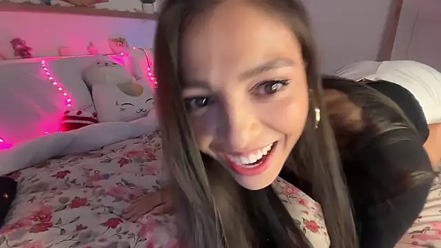 keirasworld online show from 11/04/25, 12:21