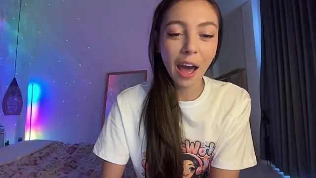 Snapshot of keirasworld chatting on 03/13/26, 12:28 keirasworld online show from 03/13/26, 12:28