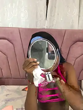 MarianRosse online show from 11/05/25, 09:04