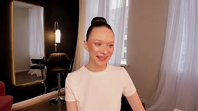 daily glam online show from 10/14/25, 12:17