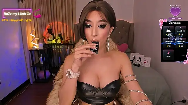 Dream Goddess online show from 12/12/24, 09:30