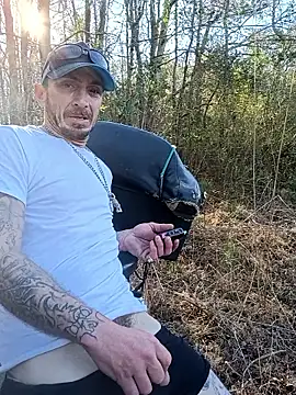 Snapshot of Mrluckstick chatting on 03/09/26, 09:41 Mrluckstick online show from 03/09/26, 09:41