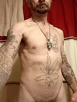 Snapshot of Mrluckstick chatting on 03/21/26, 09:03 Mrluckstick online show from 03/21/26, 09:03