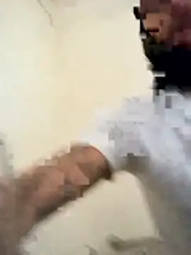 Snapshot of Mrluckstick chatting on 04/09/26, 03:39 Mrluckstick online show from 04/09/26, 03:39