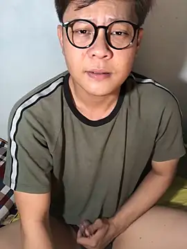 Snapshot of datnguyenvn chatting on 04/16/26, 05:58 datnguyenvn online show from 04/16/26, 05:58