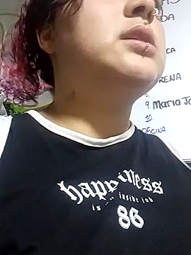 Curvy-Queen online show from 10/07/25, 03:04