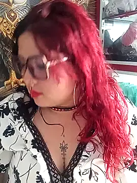 Curvy-Queen online show from 10/10/25, 09:03
