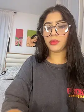 Snapshot of Sweet_and_Rous0 chatting on 10/06/25, 02:31 Sweet and Rous0 online show from 10/06/25, 02:31