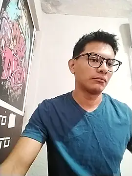 Snapshot of G_RICO chatting on 10/28/25, 07:05 G RICO online show from 10/28/25, 07:05