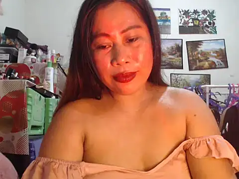 filipina beauty online show from 12/15/25, 06:12
