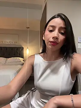 Snapshot of Min_junn chatting on 11/17/25, 12:49 Min junn online show from 11/17/25, 12:49