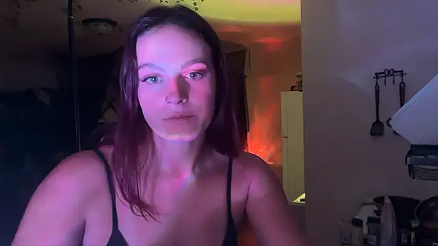 Snapshot of 7theSorceress chatting on 10/07/25, 04:09 7theSorceress online show from 10/07/25, 04:09