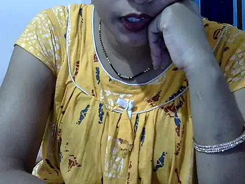 dreamgirl20262 online show from 10/18/25, 01:45