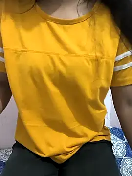 Snapshot of Dimple_ji chatting on 10/13/25, 06:13 Dimple ji online show from 10/13/25, 06:13