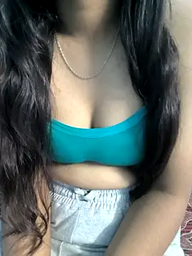 Snapshot of Dimple_ji chatting on 12/22/25, 06:21 Dimple ji online show from 12/22/25, 06:21