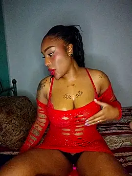 Queen Amara online show from 03/02/26, 03:52