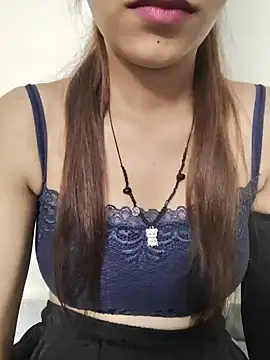 Snapshot of Cute_Jasmin_ chatting on 10/04/25, 05:38 Cute Jasmin  online show from 10/04/25, 05:38