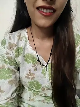 Snapshot of Cute_Jasmin_ chatting on 10/10/25, 05:39 Cute Jasmin  online show from 10/10/25, 05:39