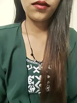 Snapshot of Cute_Jasmin_ chatting on 10/13/25, 05:07 Cute Jasmin  online show from 10/13/25, 05:07
