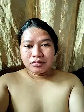 Snapshot of Transgender_Yanna chatting on 09/23/25, 04:26 Transgender Yanna online show from 09/23/25, 04:26