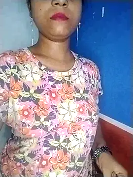 Komal-Rajput online show from 09/25/25, 07:28