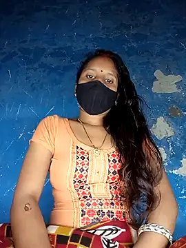 Komal-Rajput online show from 11/22/25, 09:41